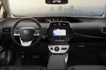 Toyota-Prius_2016 (6)
