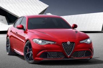 Alfa_Romeo-Giulia_2016