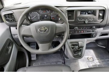 Toyota_Proace (5)