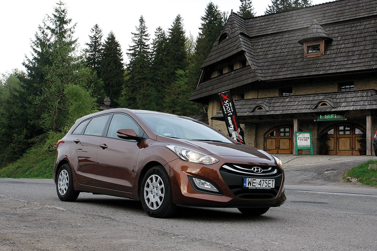 Hyundai Hyundaiem i30 do Czech i z powrotem
