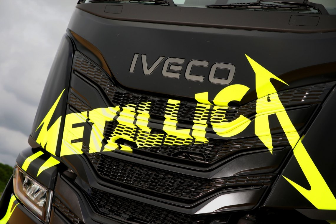 IVECO_S-Way_Metallica