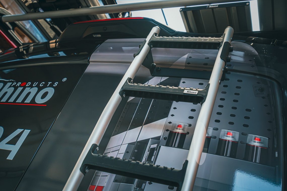 Ford-Transit_zabudowa-Rhino_fot-Piotr-Rejowski_07