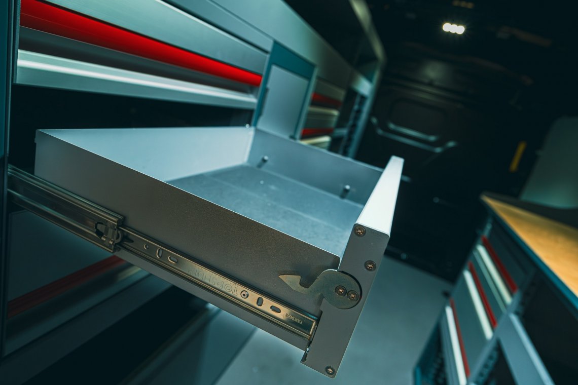 Ford-Transit_zabudowa-Rhino_fot-Piotr-Rejowski_32