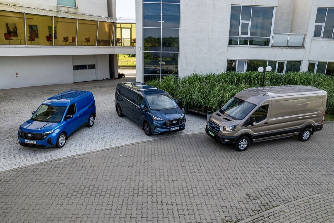 Ford-Pro_rodzina-Transit_13