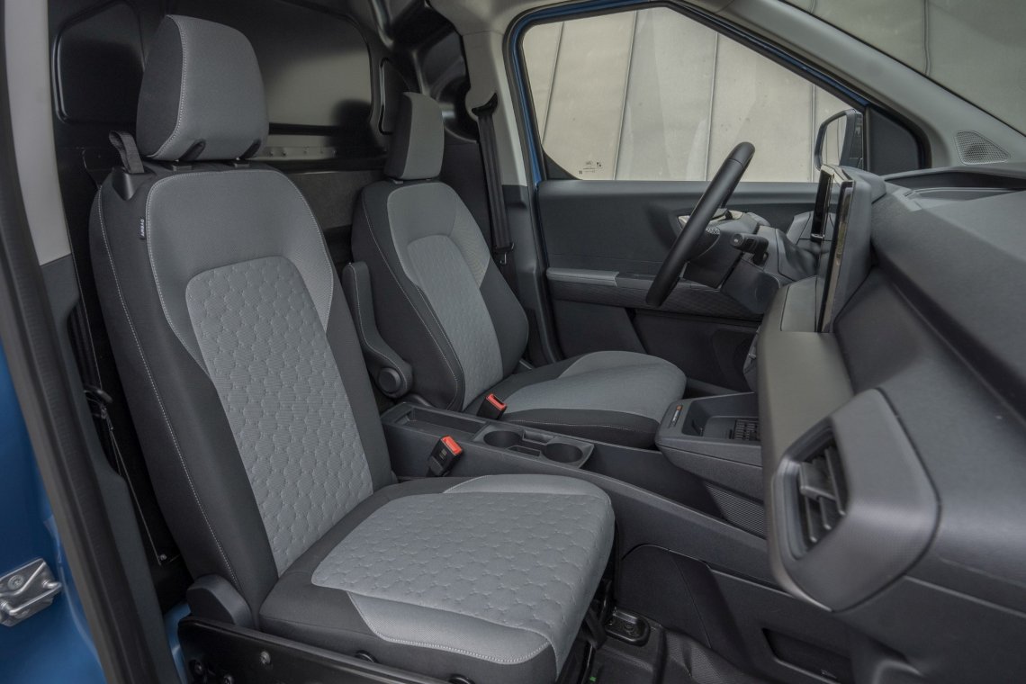 E-Transit_Courier_121