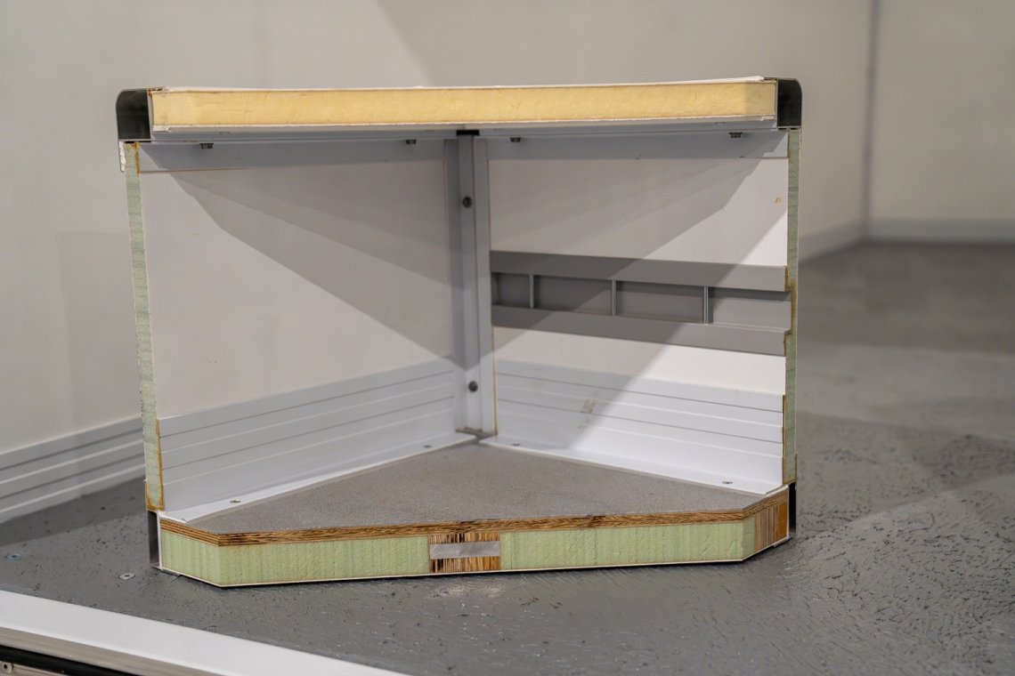 20260201-Ford-Transit-kontener_15