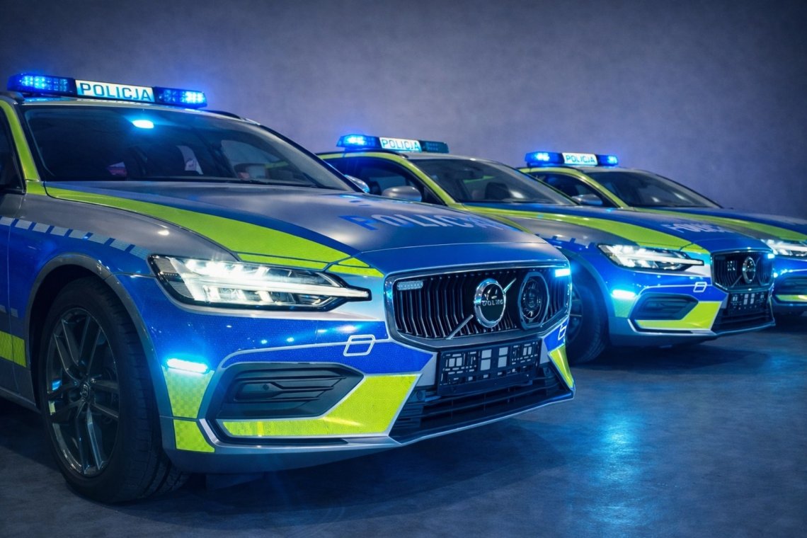 Komunikat_Samochody_Volvo_w_sluzbie_polskiej_Policji