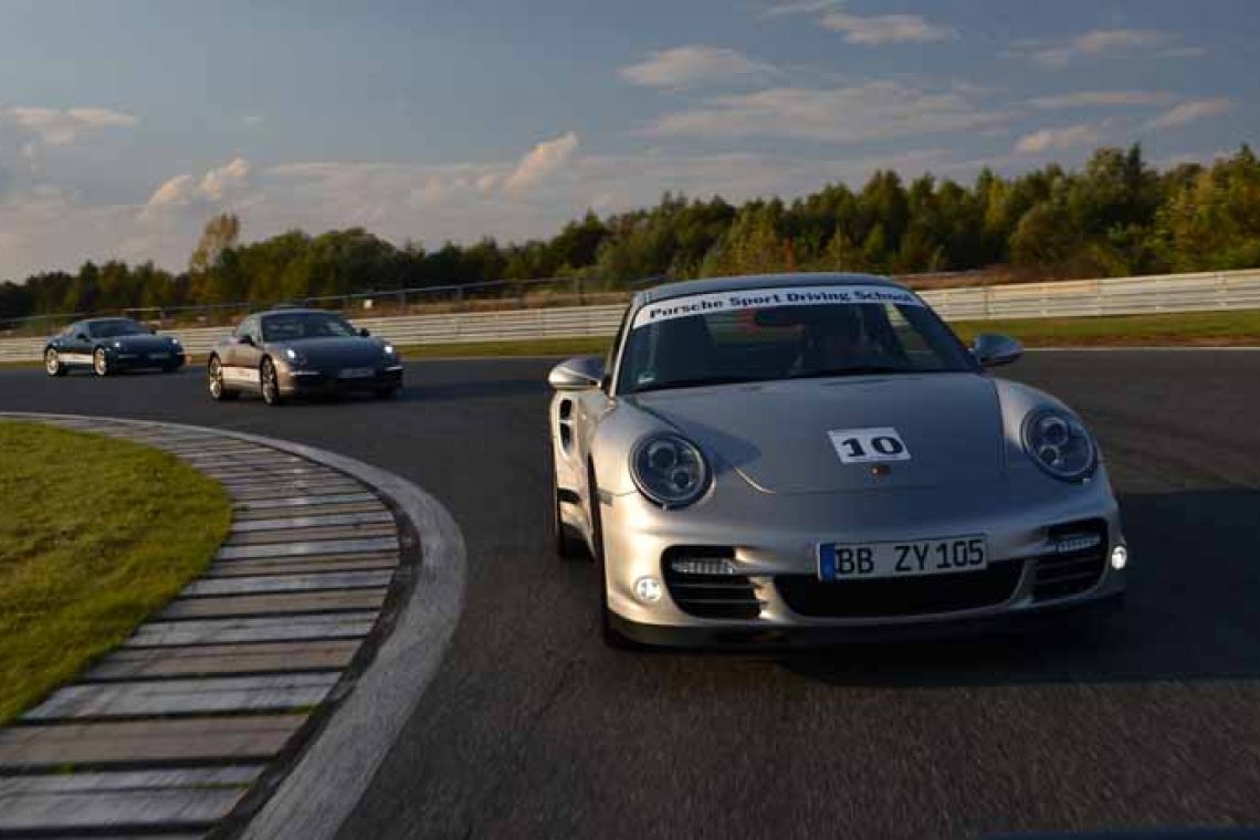 Porsche Leasing specjalna oferta leasingu dla marki