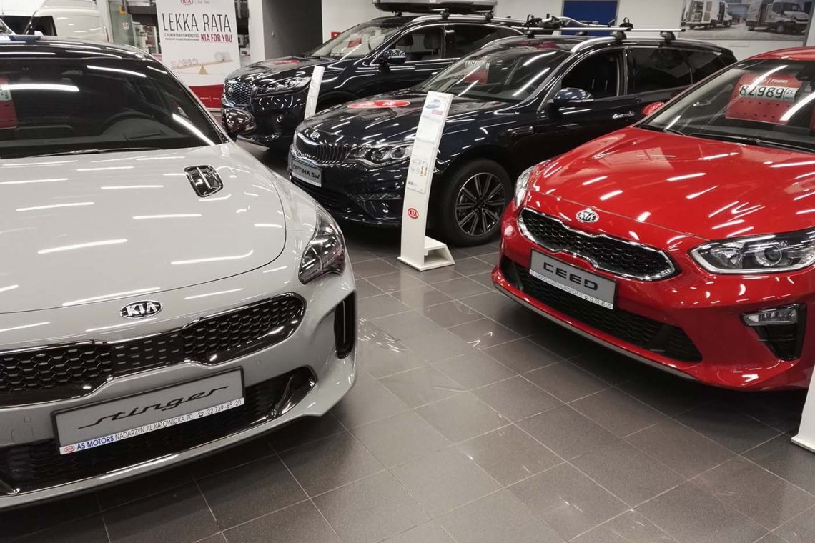 kia salon stinger
