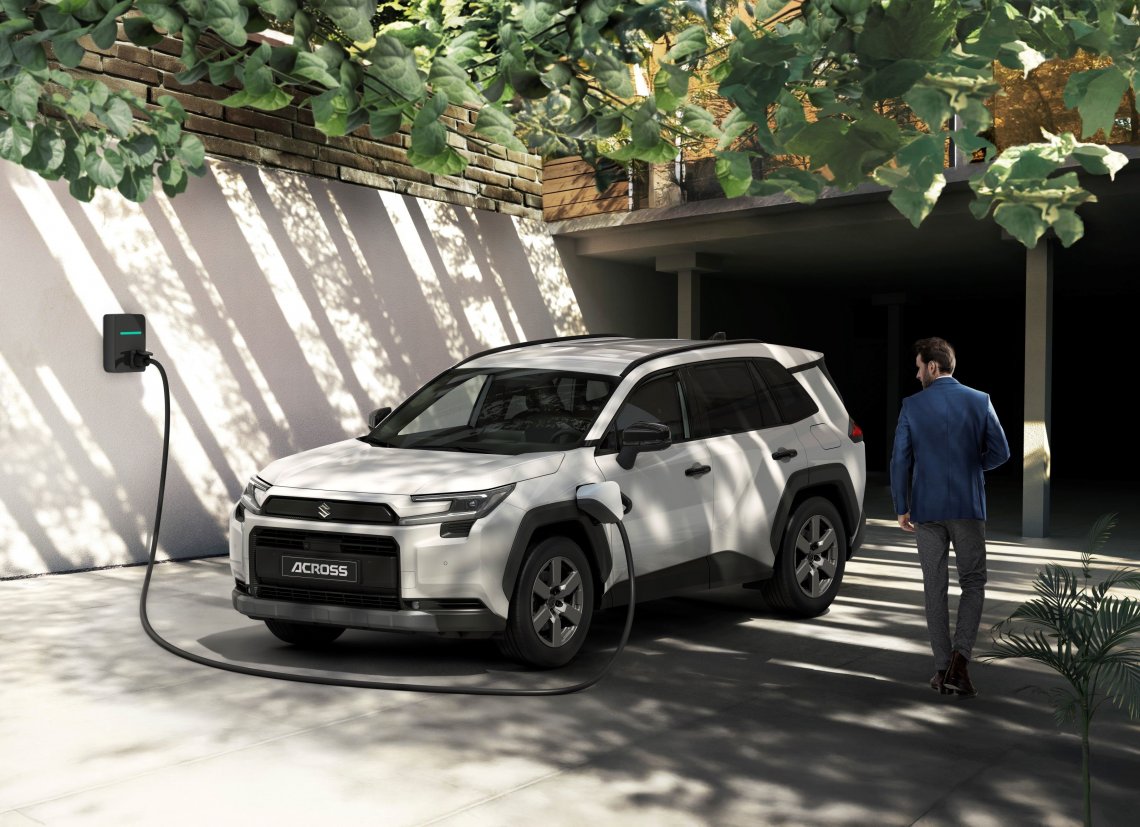 Suzuki_Across_2026_12