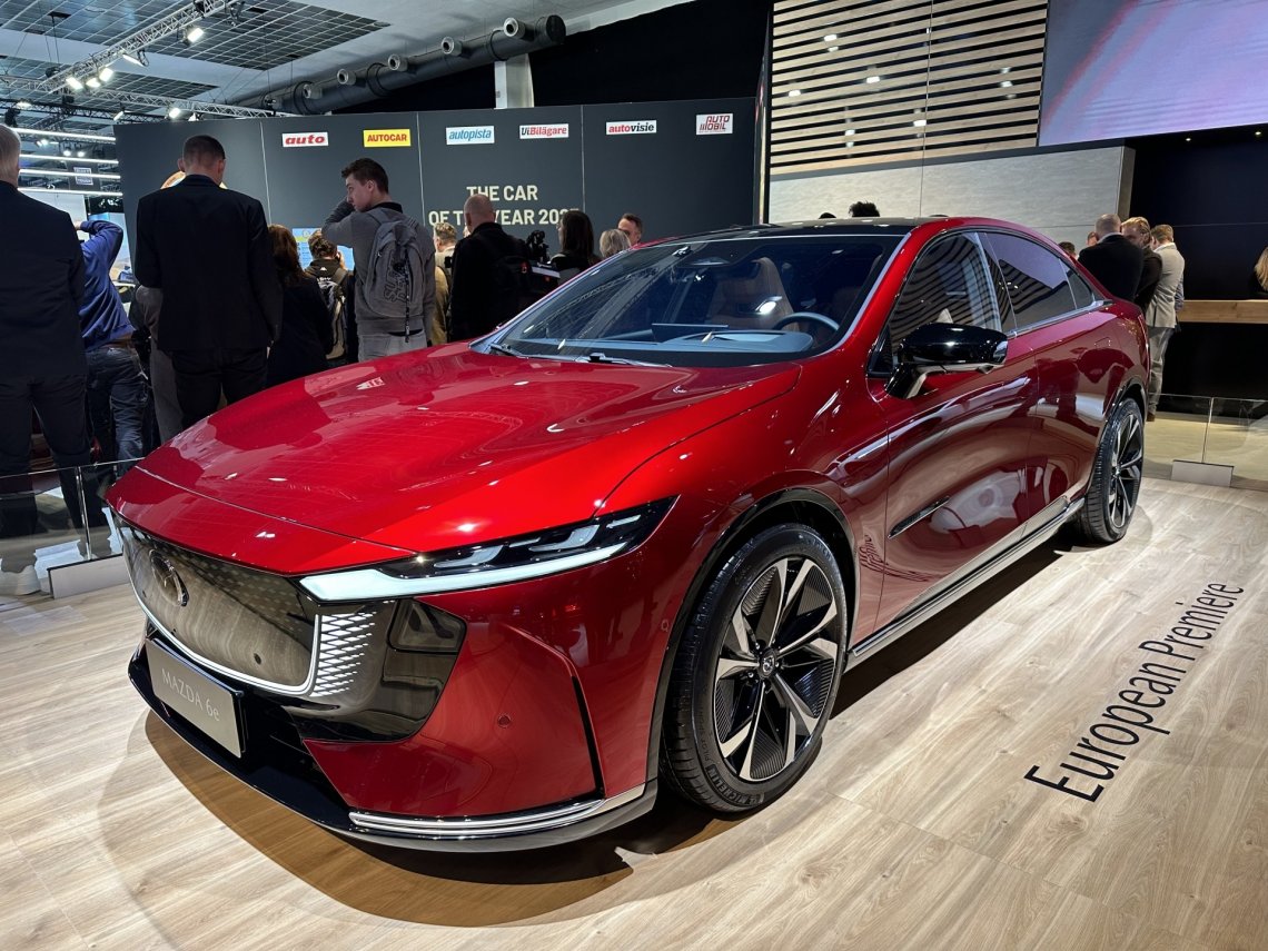 Mazda 6e