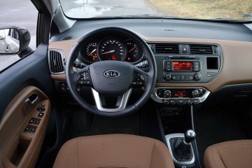 Kia_Rio_P.Dobroslawski
