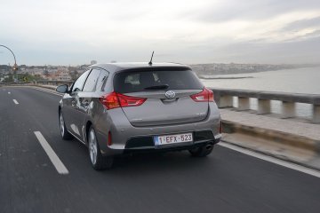 Toyota_Auris_PD (7)