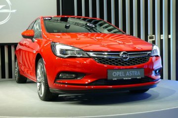 opel_astra_v (1)