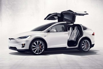 Tesla-Model_X (3)