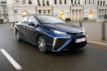 Toyota Mirai, 2015 (1)