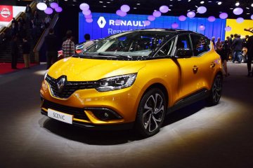 Renault Scenic (1)