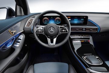 Mercedes-Benz-EQC (7)