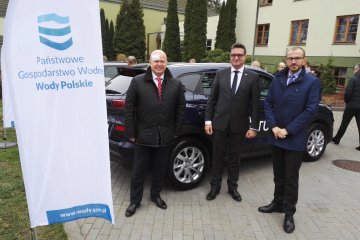 Nie tylko policyjne Kie, ale też samochody Hyundai wkrótce staną się popularnym widokiem na polskich ulicach.