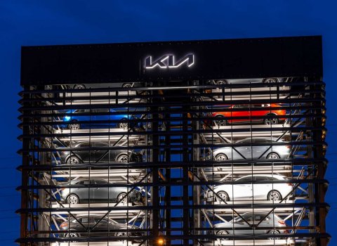 Kia_JD_Kulej_-_pierwszy_taki_salon_w_Europie_10a_fot