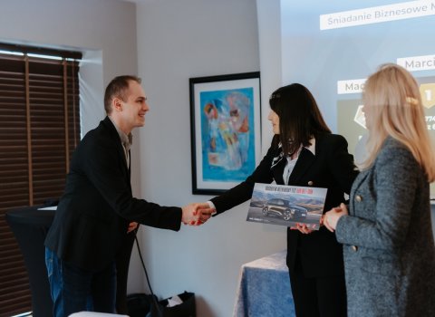 MHC_Hilton_Audi-442_Easy-Resize