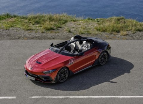 Mercedes_AMG_PureSpeed_(6)