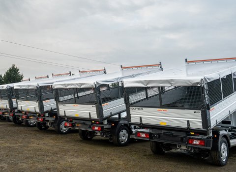 Ford-E-Transit-flota-ekologicznych-wywrotek-trojstronnych_04