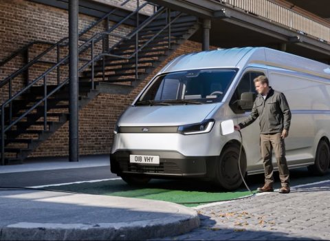 2026-ford-transit-city-lwb-4