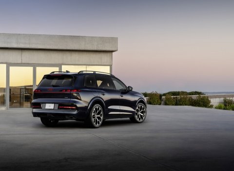 audi_q92