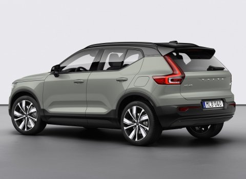 Volvo-XC40_Recharge (3)