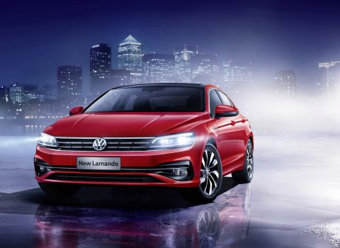 db2020au00654-medium