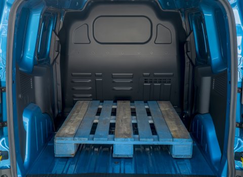 E-Transit_Courier_122