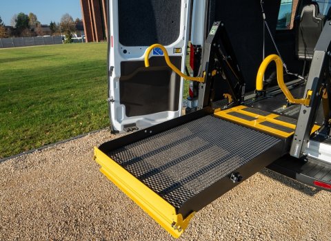 Ford-Transit-z-platforma_fot-Piotr-Rejowski_12