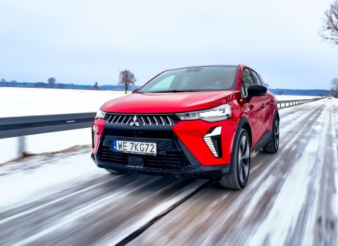 Mitsubishi_grandis_(5)