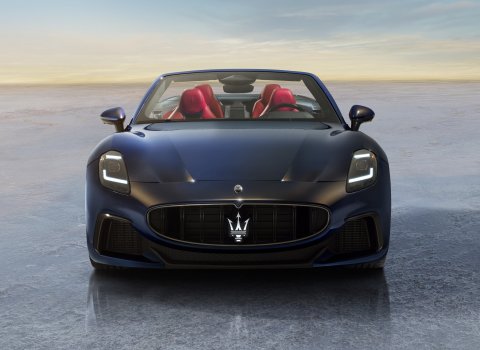 01_Maserati_GranCabrio_Trofeo