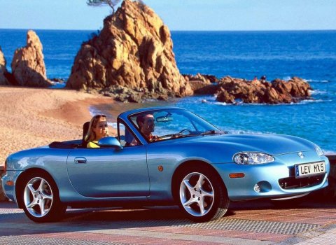 Mazda-MX5-2000