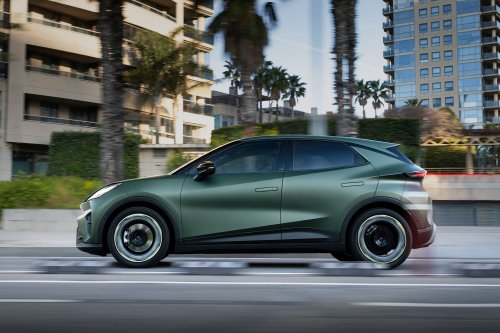 005_cupra-raval-expands-its-line-up-with-new-plus-variant-and-battery-upgrade_hq