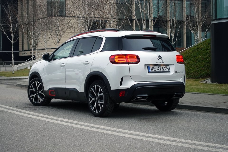 Kompaktowy SUV Citroëna będzie pierwszym modelem marki  wyposażonym w technologię  Plug-in Hybrid PHEV. Taki wariant pojawi się w połowie br.